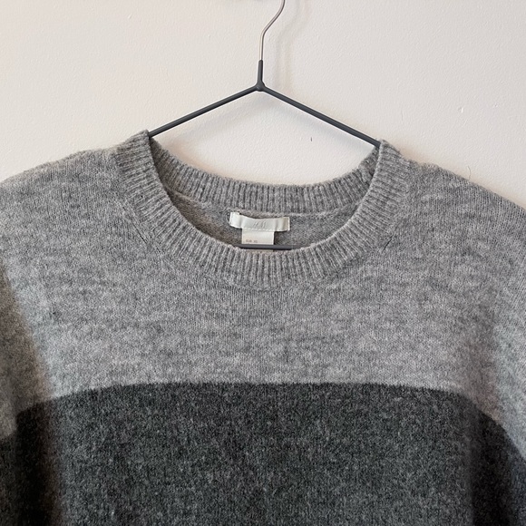 Multi-Coloured Knit Sweater - Picture 3 of 3